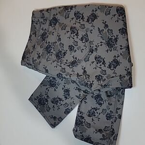 FREE with Purchase BUBBLEGUM Floral Print Skinny Jeans